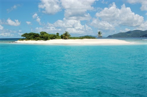 Explore white sandy beaches and other activities in BVI