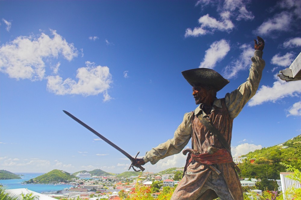 island hopping St. Thomas to Blackbeards Castle